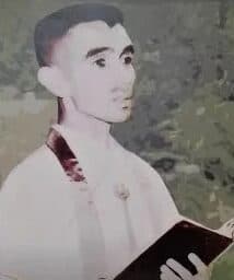 A painted portrait of the young Fred Kriekenbeek in a white shirt, holding a book